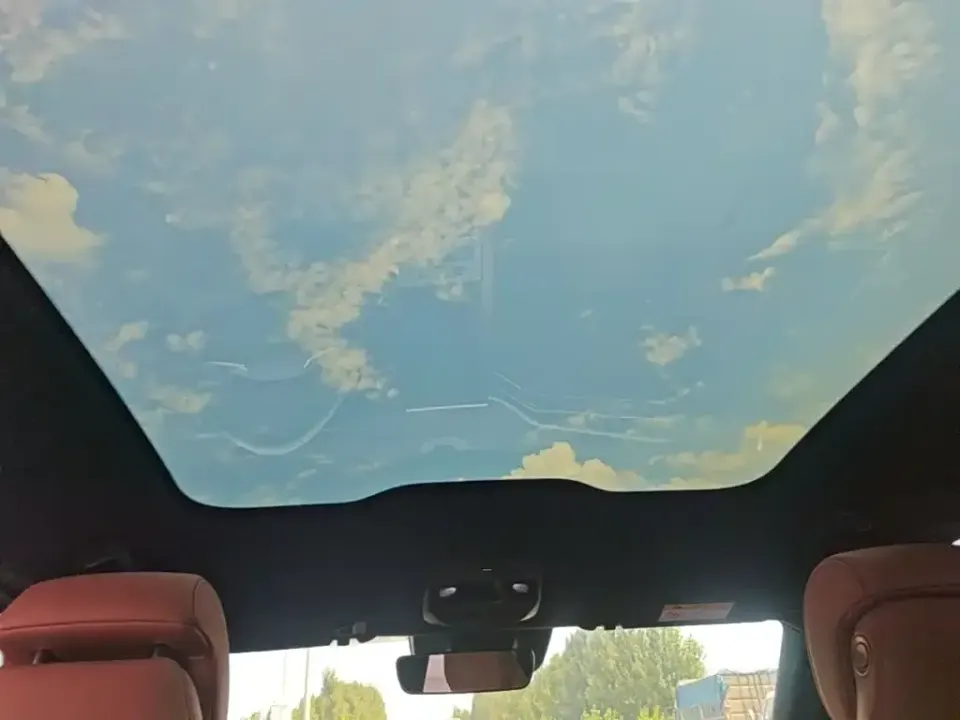 Nio EC6
