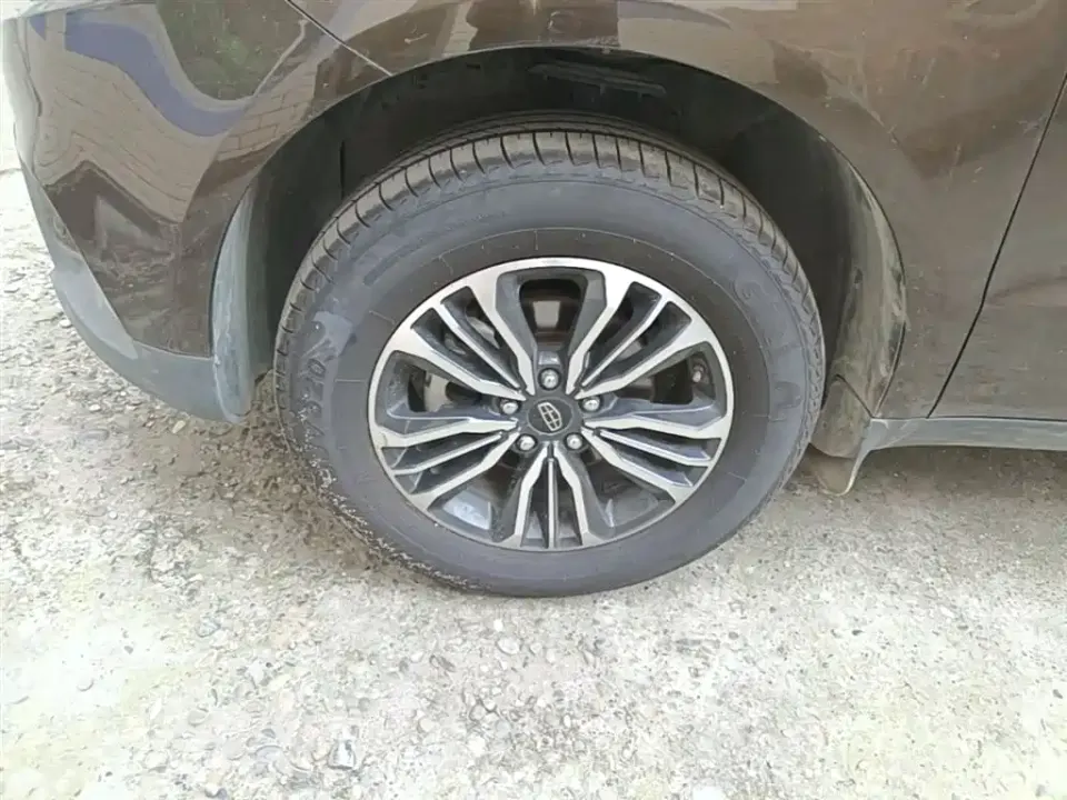 Geely Vision X6