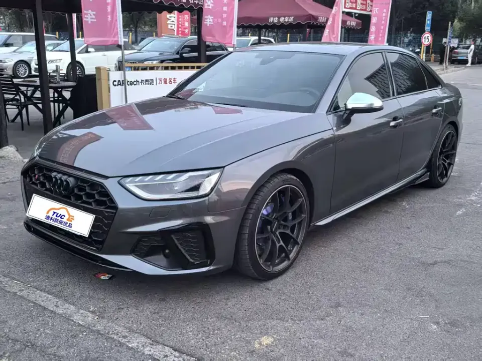 Audi S4