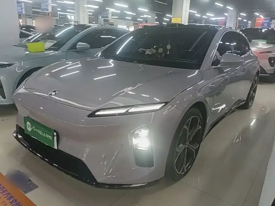 Nio ET5T
