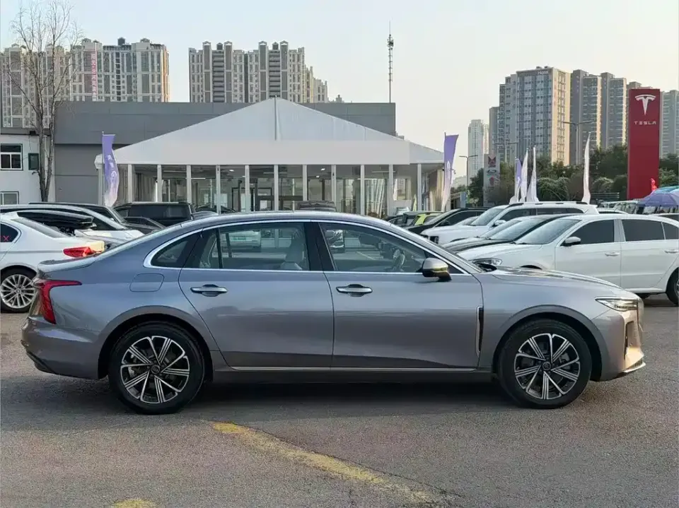 Hongqi Hongqi H5 PHEV
