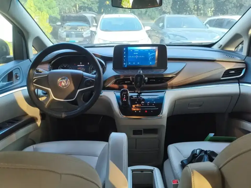 Buick GL8