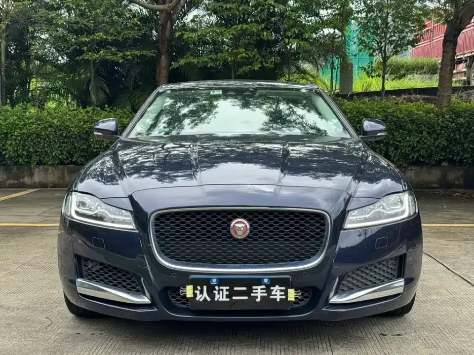 Jaguar XFL