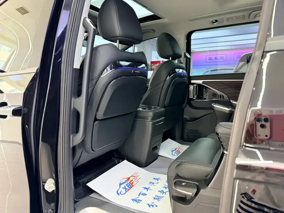 GAC Trumpchi M8