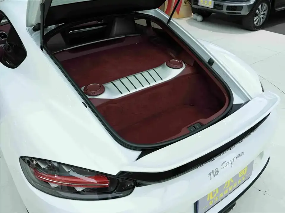 Porsche 718