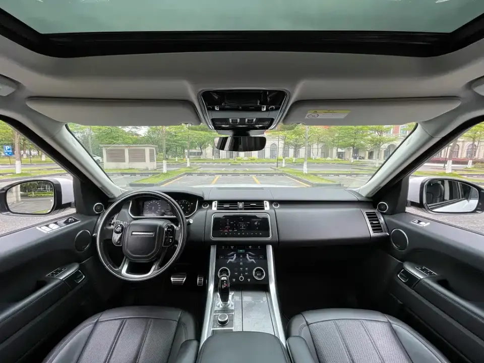 Land Rover Sport