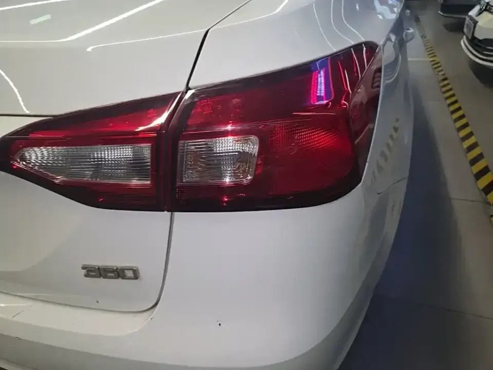 Roewe 360