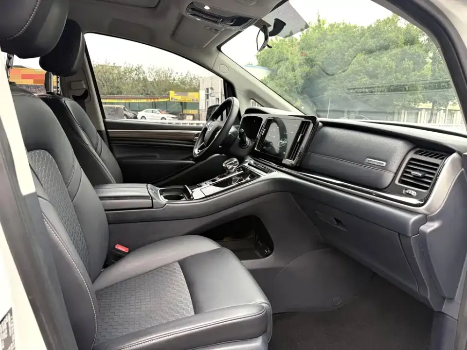 GAC Trumpchi M8