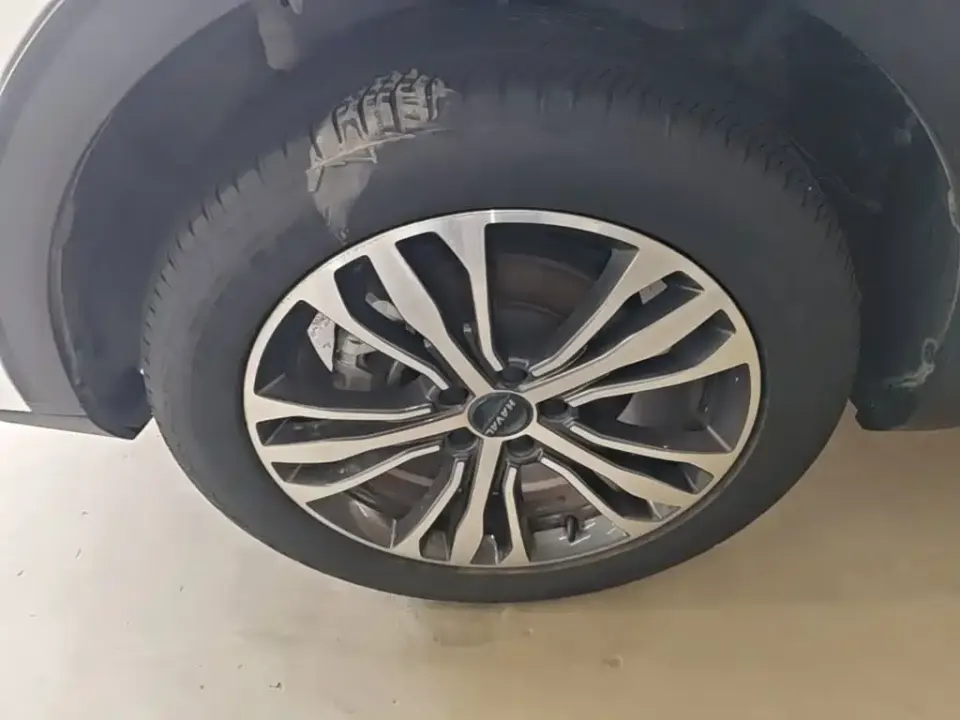 Haval F7