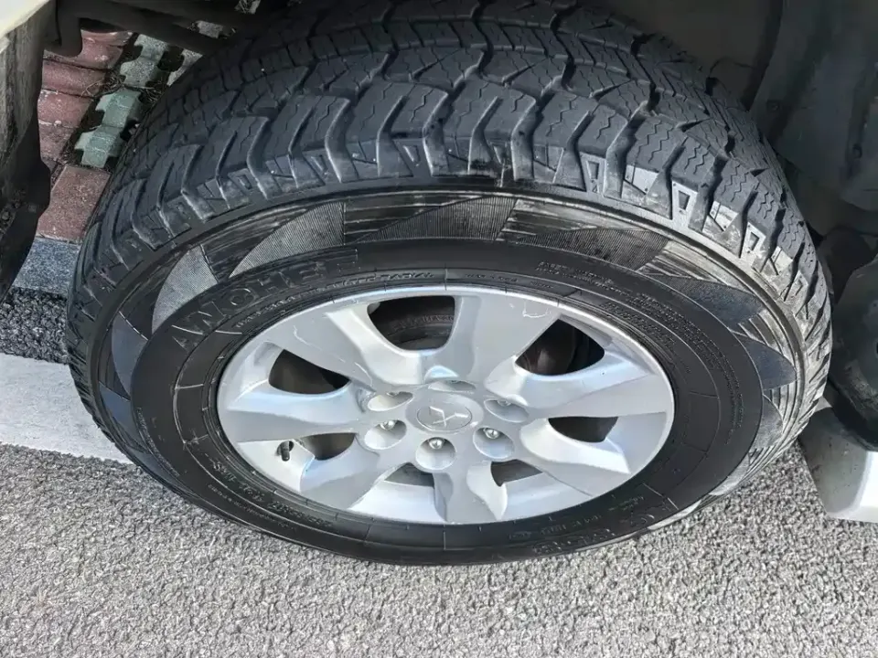 Mitsubishi Pajero (Import)