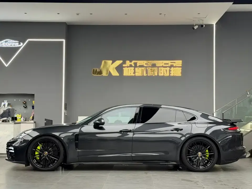 Porsche Panamera Hybrid