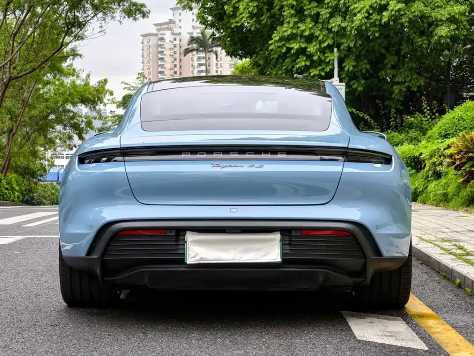 Porsche Taycan