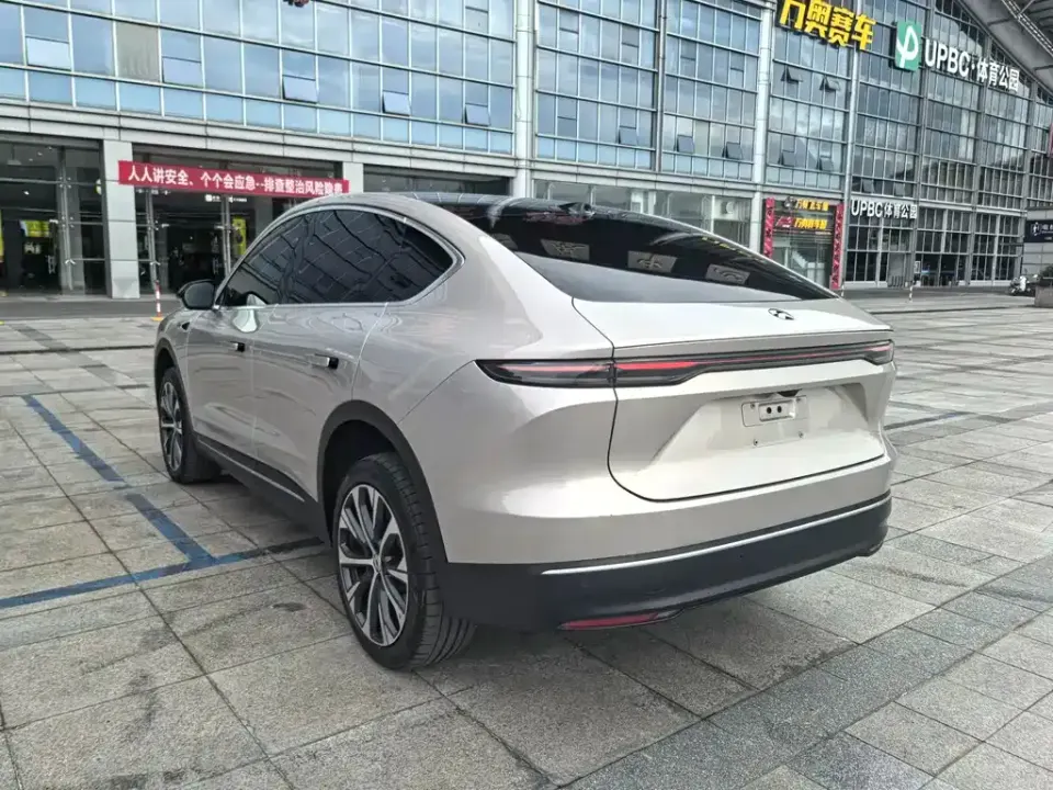 Nio EC7