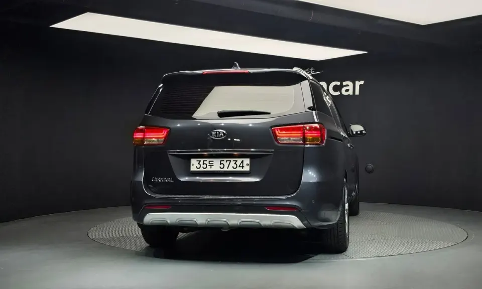 Kia Canival