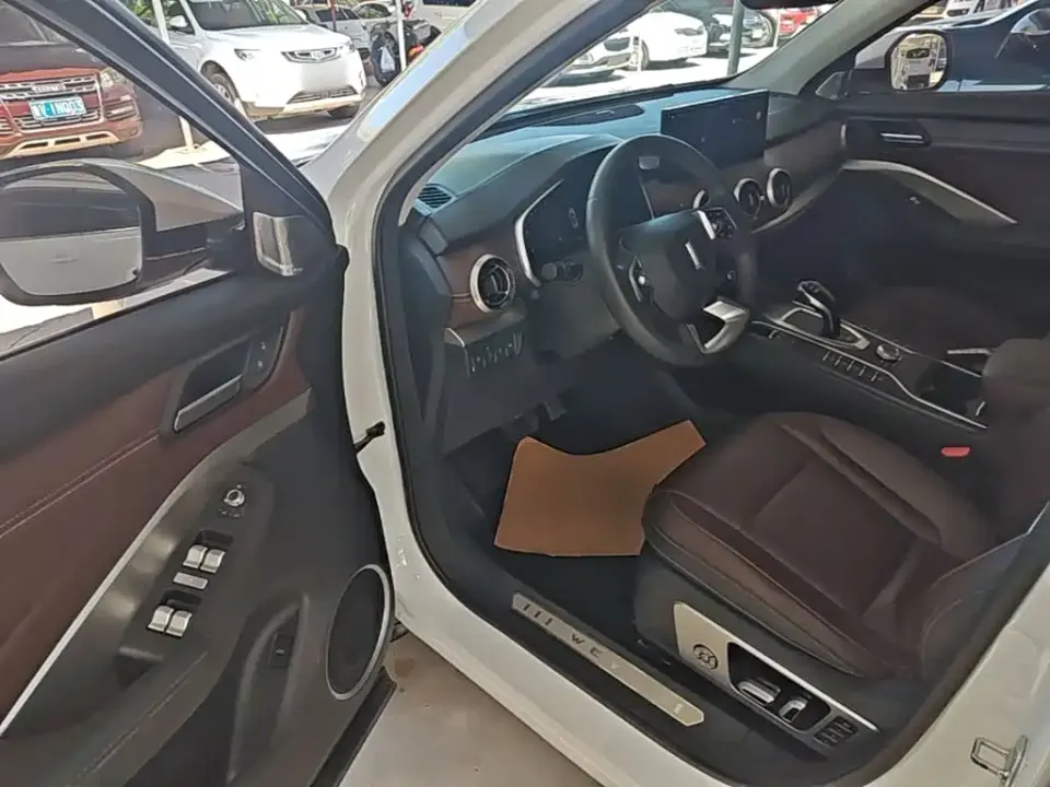 WEY Wey VV6