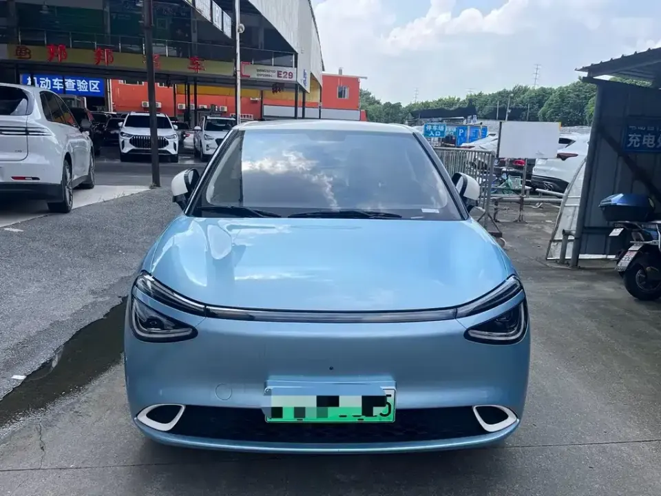 eπ Nano 01