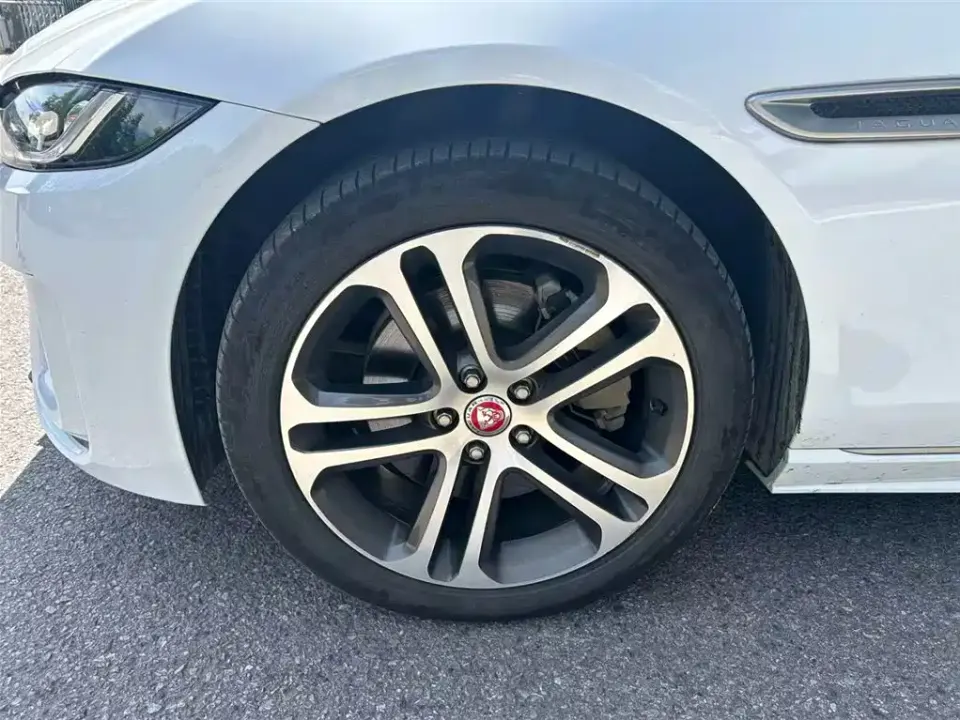 Jaguar XEL