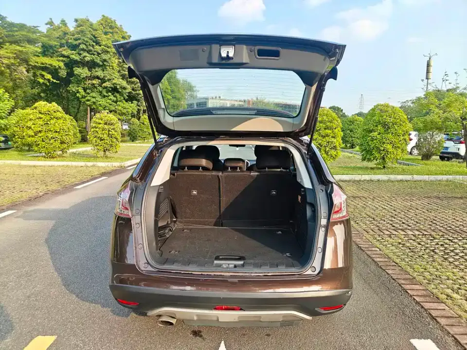 Luxgen U6