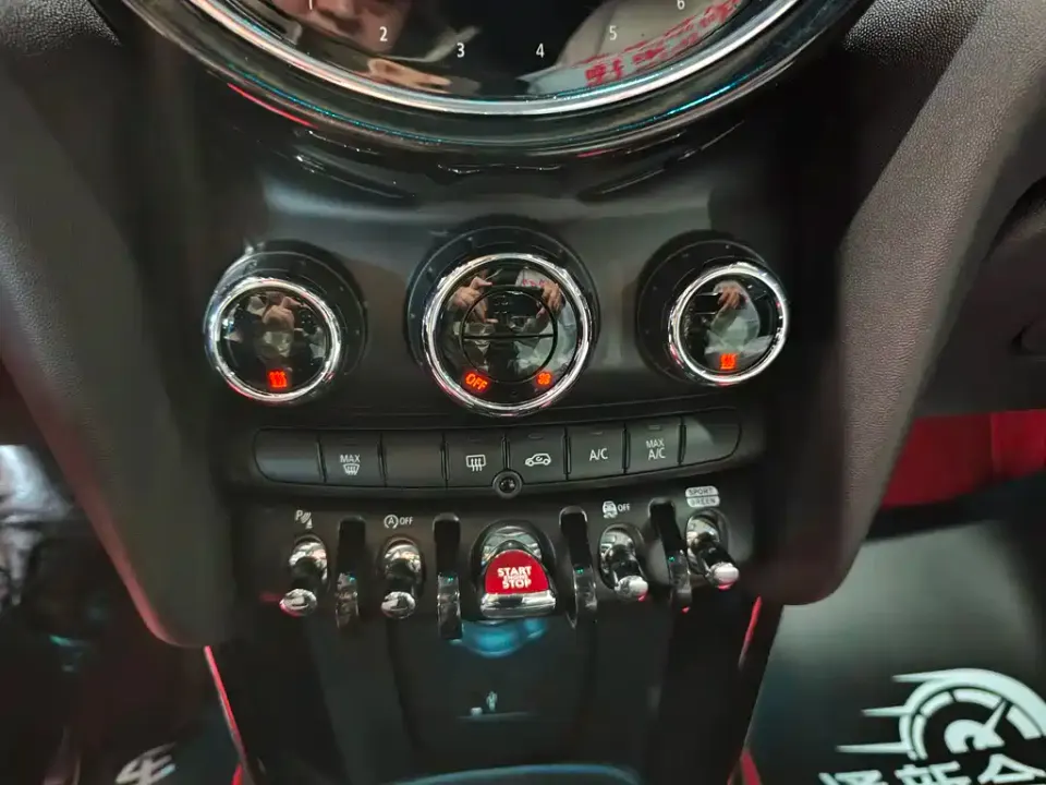 MINI Mini
