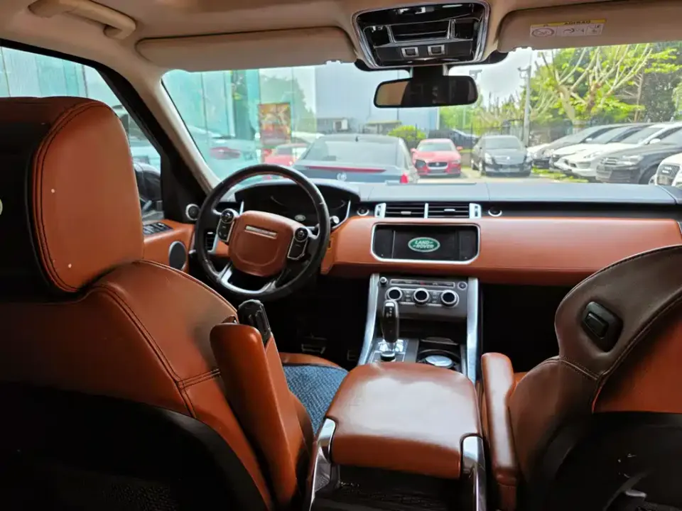 Land Rover Sport