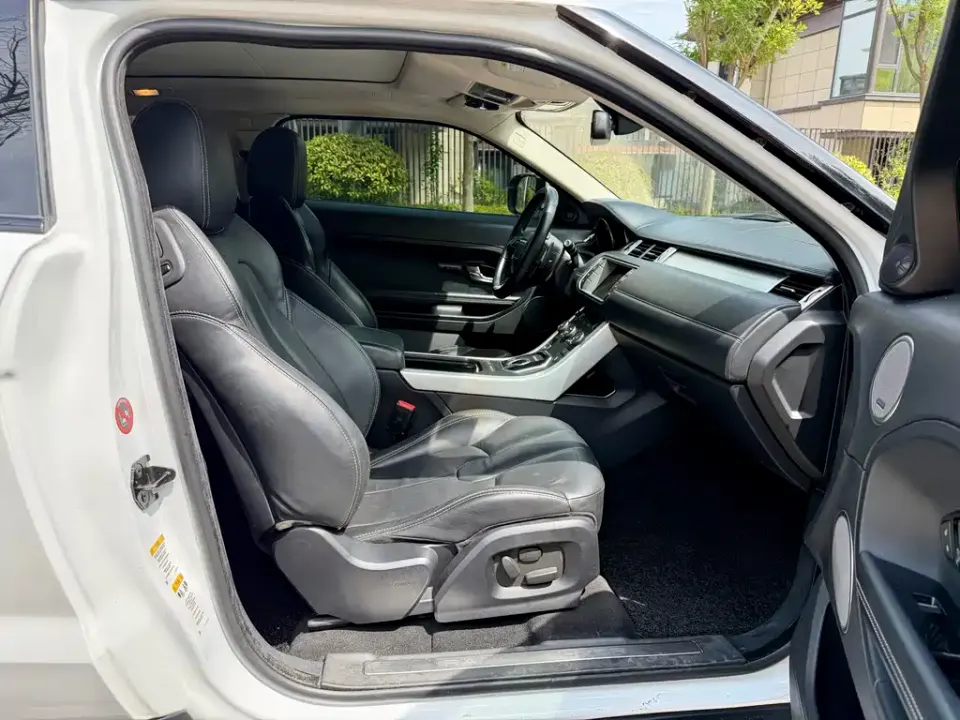 Land Rover Evoque (Import)