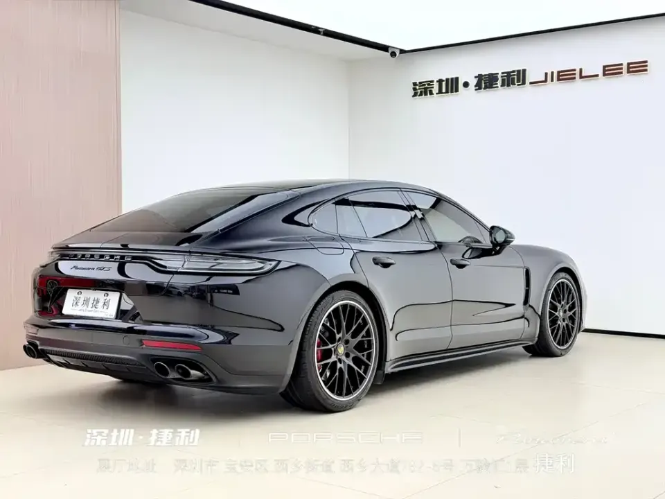 Porsche Panamera