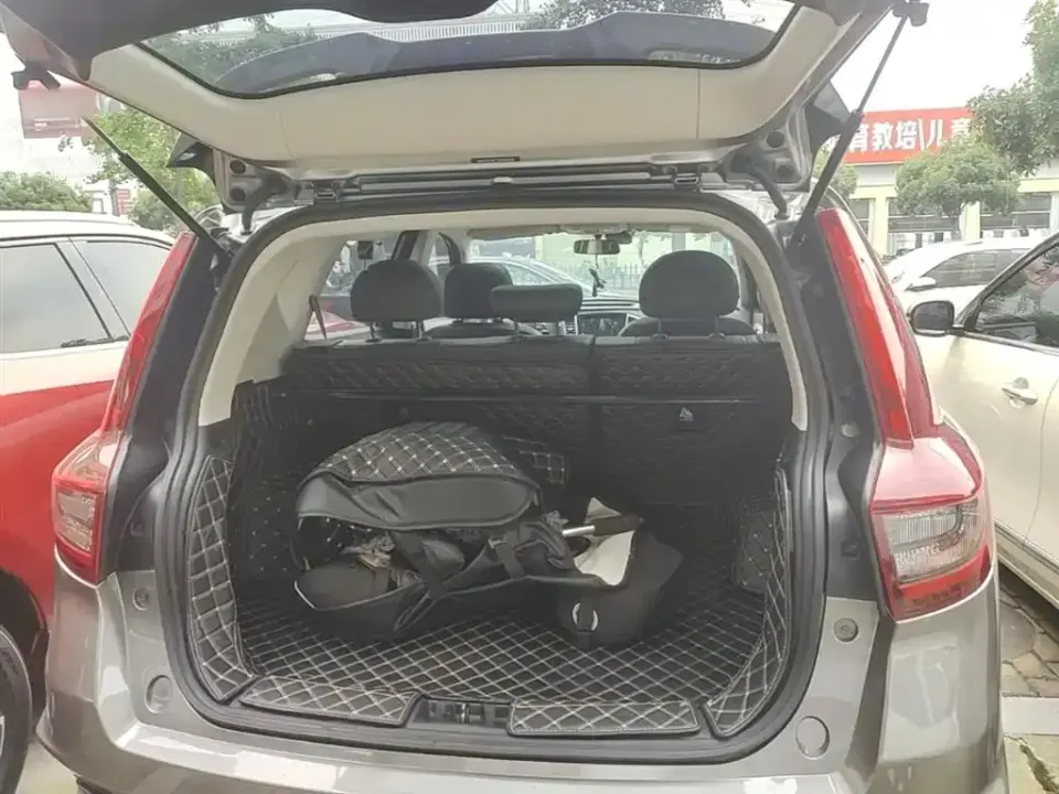 Geely Vision X6