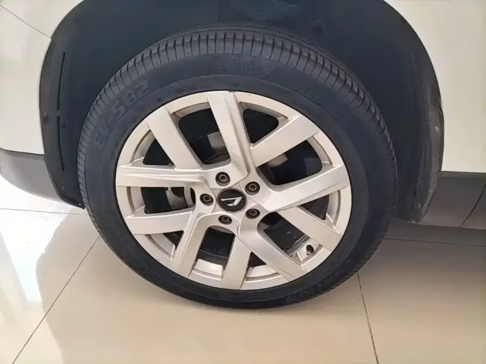 Jetta VS5