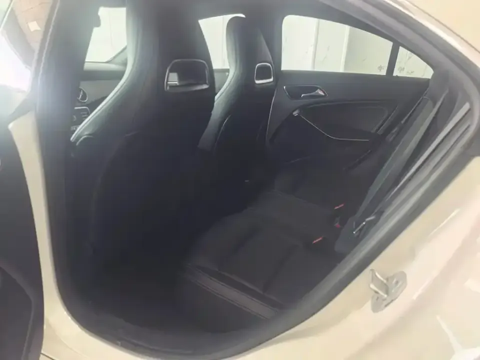 Mercedes-Benz CLA (Import)