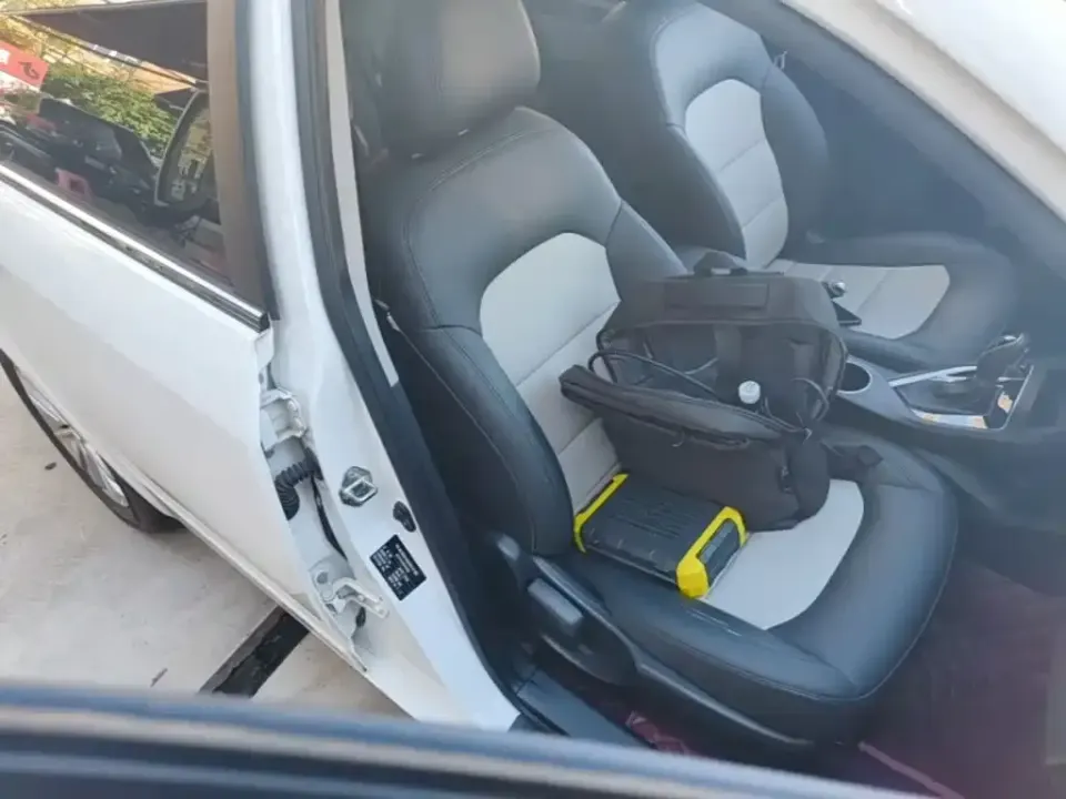 Geely Vision