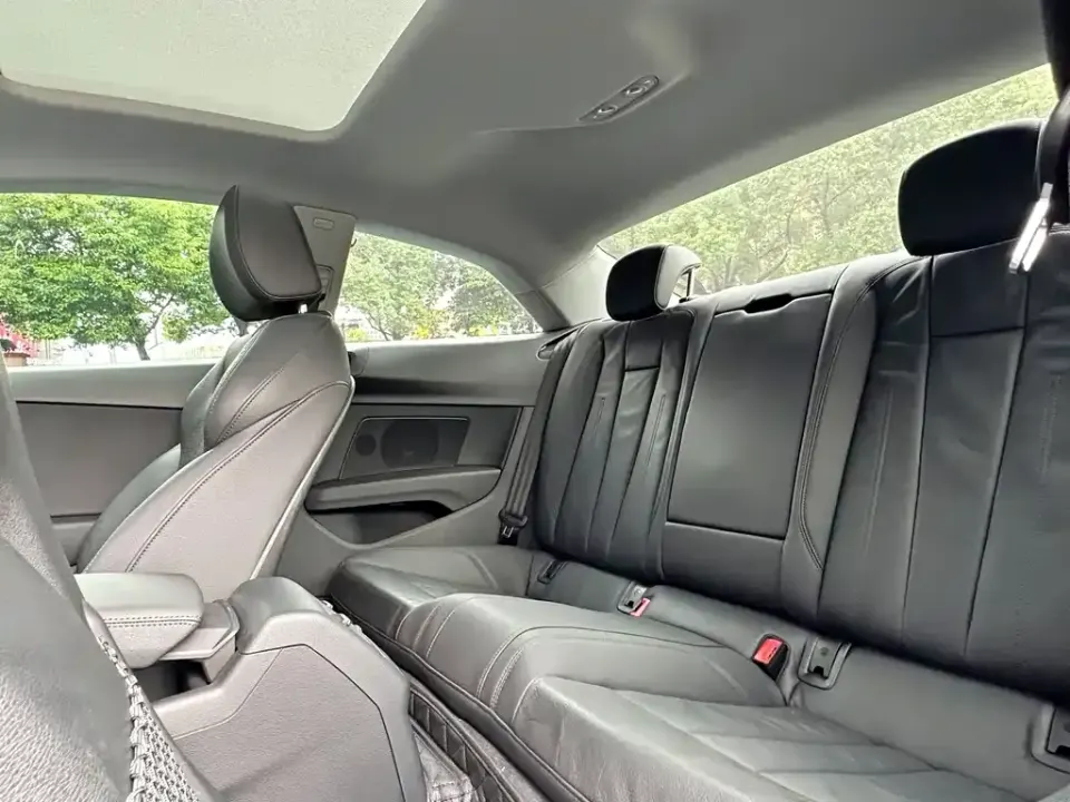 Audi A5 (Import)
