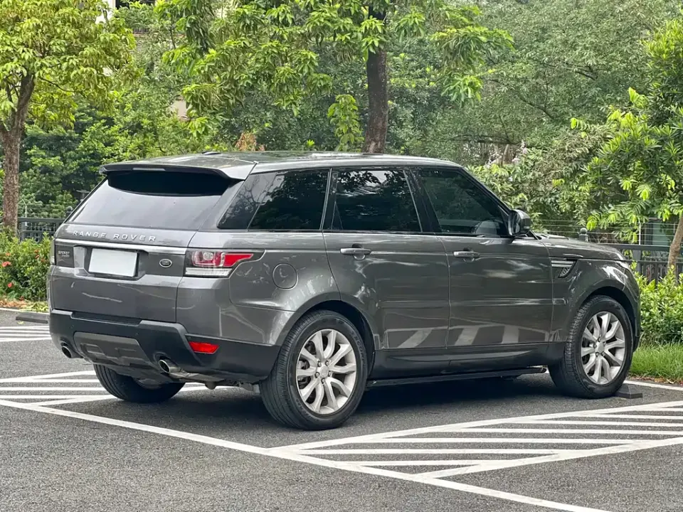 Land Rover Sport