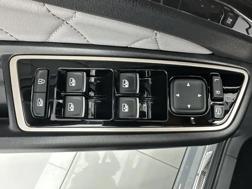 Jetta VS7