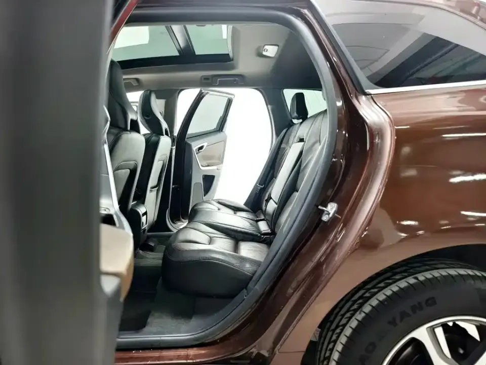 Volvo XC60 (Import)