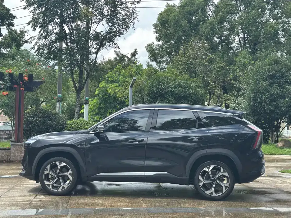 Geely Boyue L
