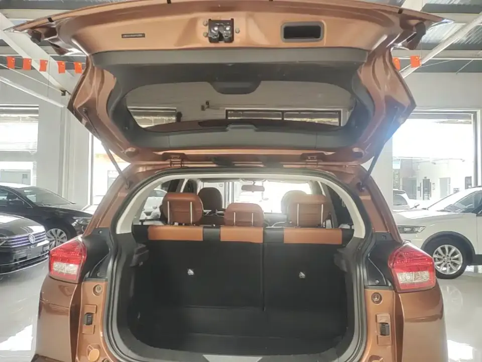 BAIC Senova X35