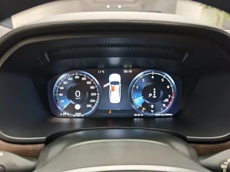 Volvo S90