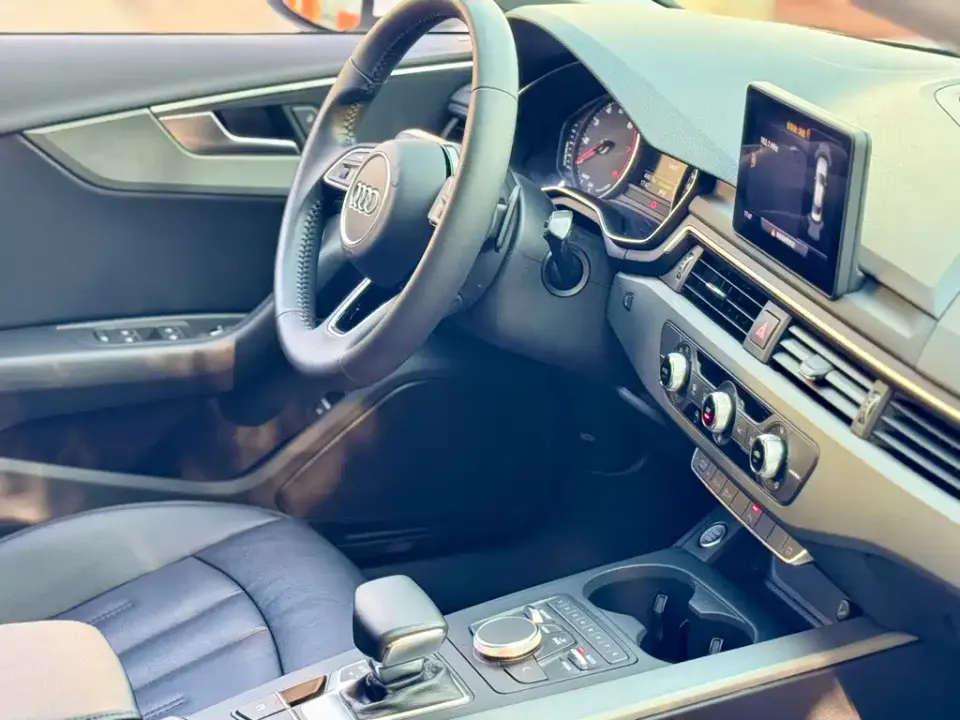 Audi A4L