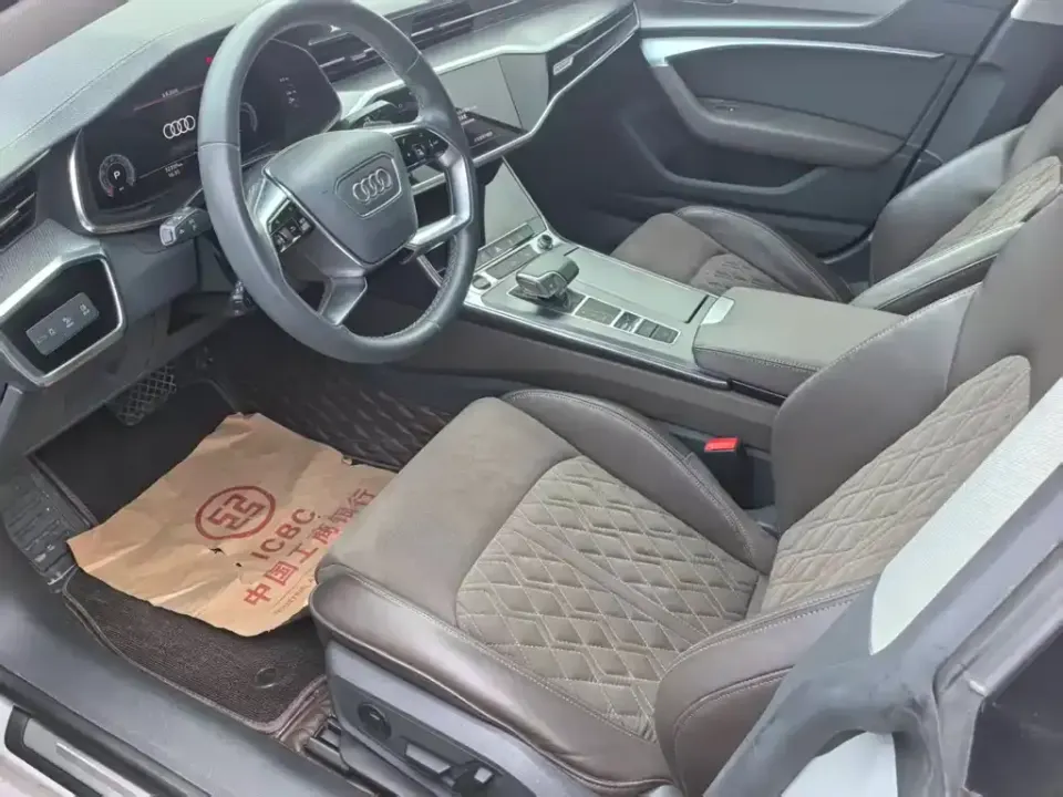 Audi A7L