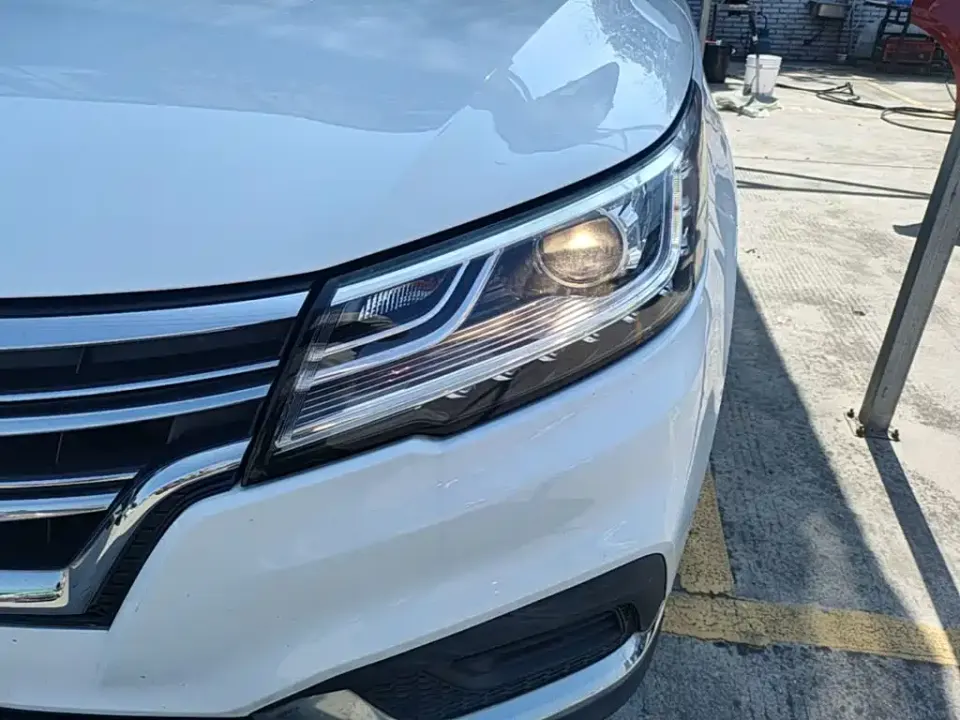 Roewe RX3
