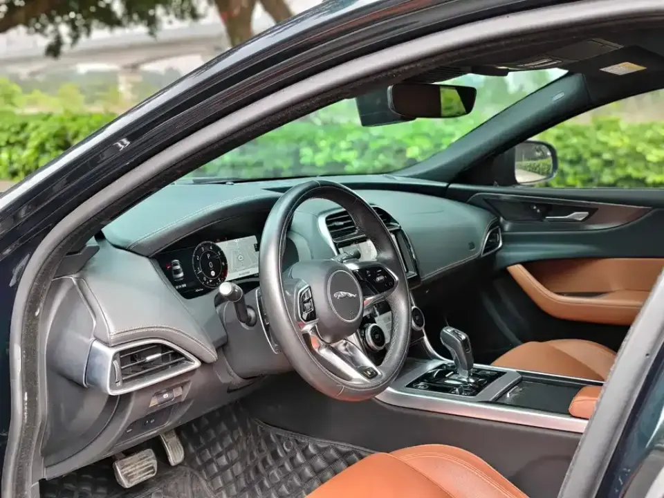 Jaguar XEL