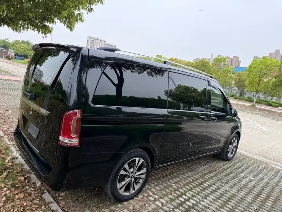 Mercedes-Benz V-Class
