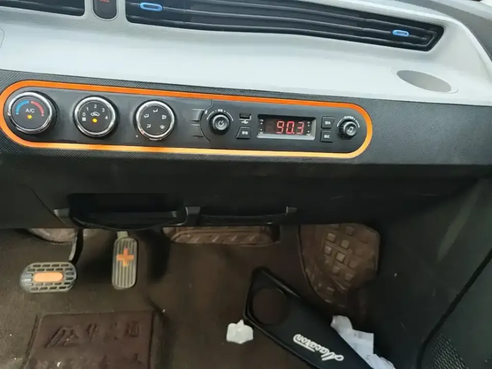 Wuling MINIEV