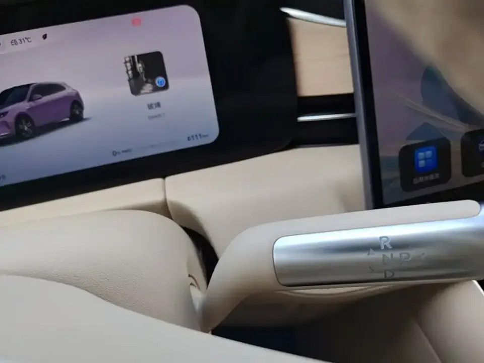 AITO AITO M5