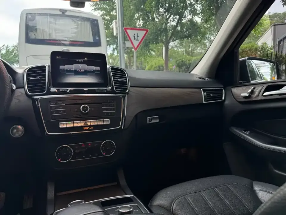 Mercedes-Benz GLE (Import)