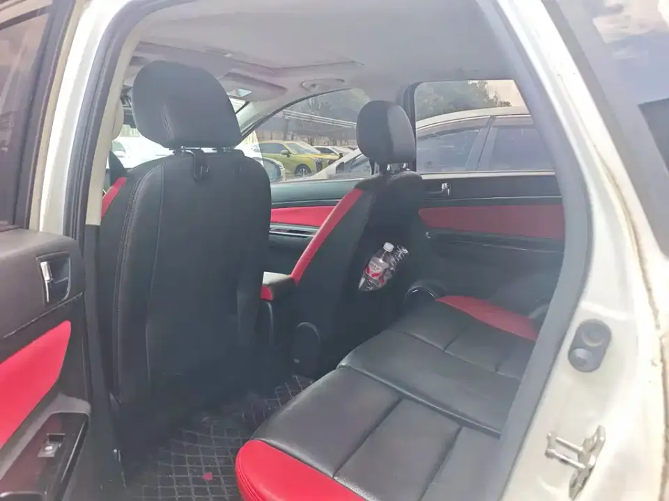 BAIC Senova X25
