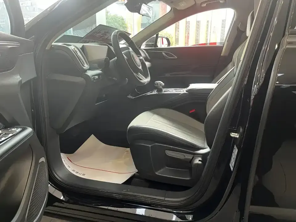 Hongqi Hongqi HS3