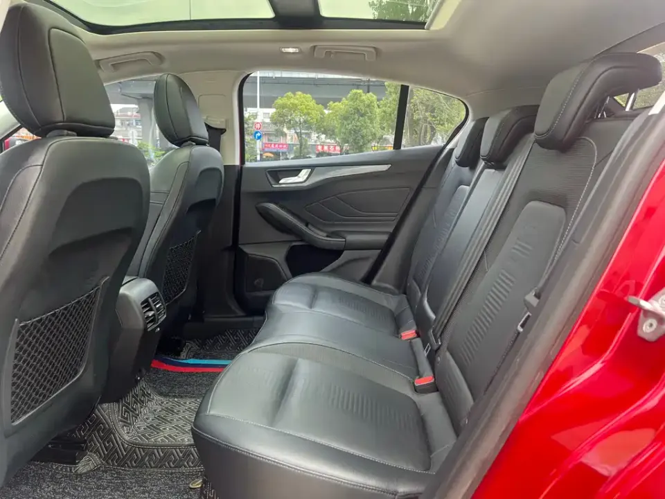 Ford Focus Active