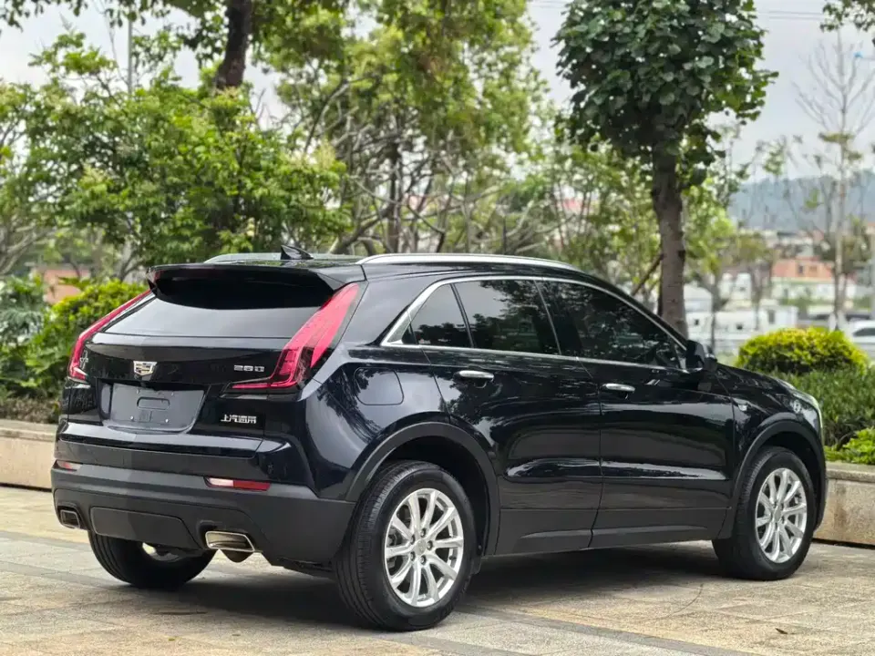 Cadillac XT4