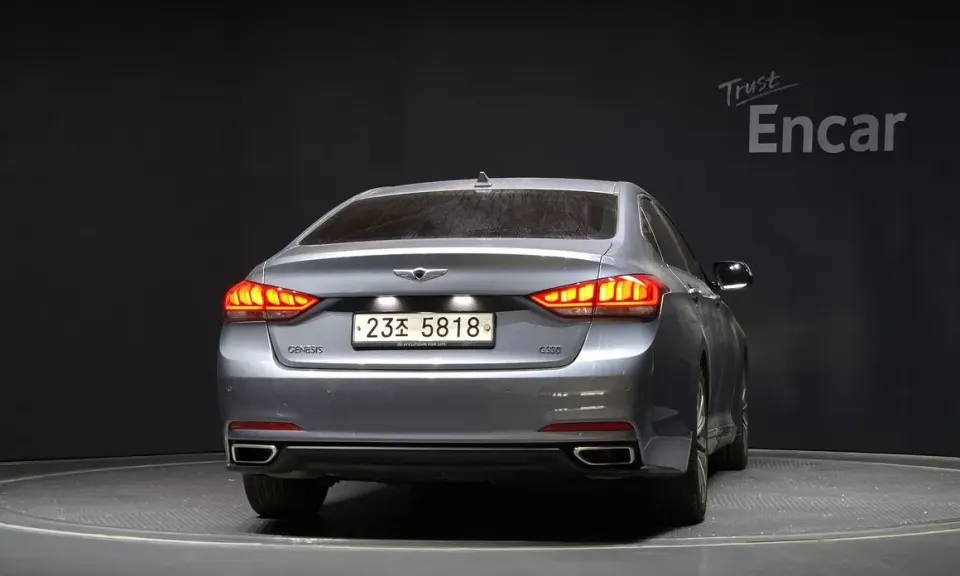 Hyundai Genesis